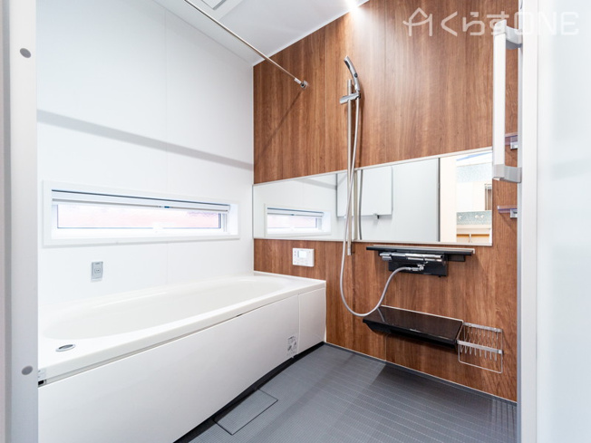 【その他】 | Freedom＆LivingTown小宅北／3期／4区画 | 【自社施工例】浴室乾燥機付きの快適バスルーム