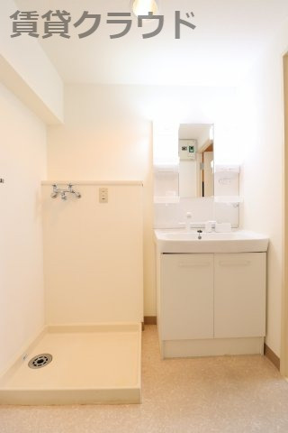 アーバンエクセル蘇我の洗面所|忙しい朝の身支度もこれなら安心ですね！