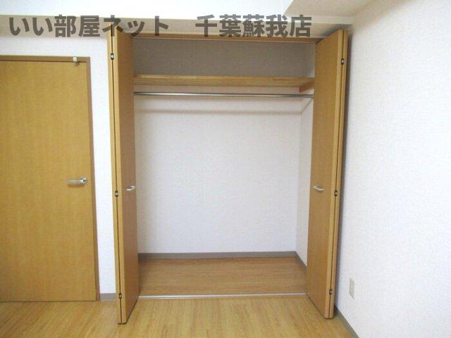 アーバンエクセル蘇我の収納|棚付きの収納スペース！