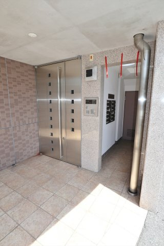 Ｊ．プレステージのセキュリティ|オートロック付マンションです。