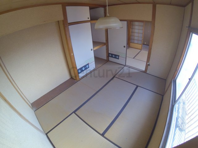 【寝室】 | 八番館