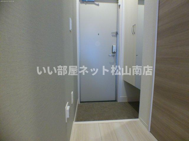 【玄関】 | ラ　メール　B棟