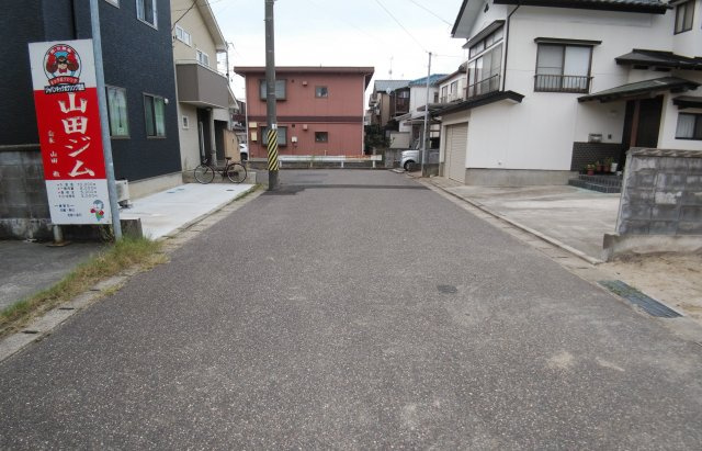【成約済み】中央区弁天橋通2丁目　区画No.2の前面道路含む現地写真