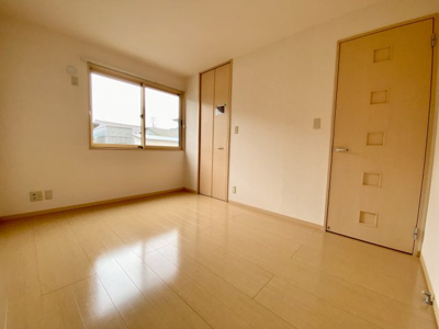 【洋室】 | カーサ ロッソ