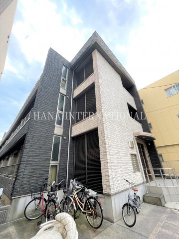 ラ・カンパネラの外観