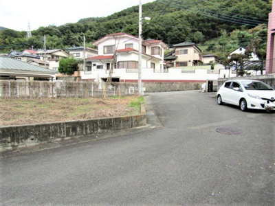 【前面道路含む現地写真】 | 売地　甲府市古府中町 | 前面道路含む現地写真です