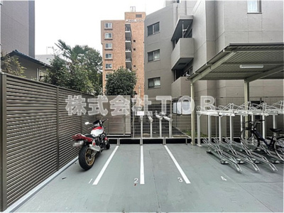【その他共用部分】 | クレイシアIDZ芦花公園 | バイク置き場