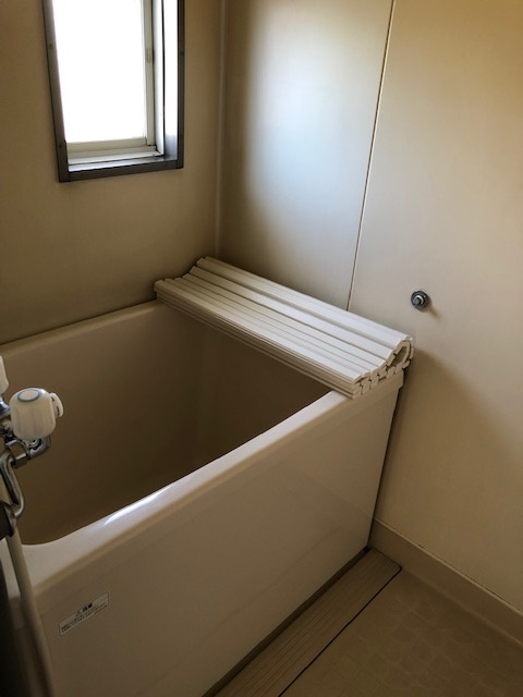 磯部ハイツ月見屋敷Ａの浴室