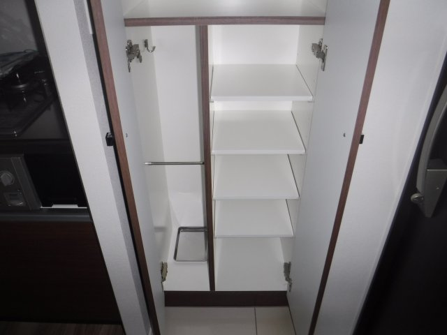 ＳＨＯＫＥＮ　Ｒｅｓｉｄｅｎｃｅ新丸子の収納