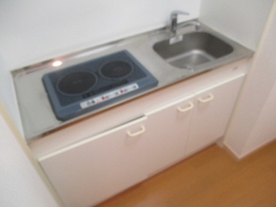 【キッチン】 | ポートラセーヌ | ２口のＩＨキッチンです