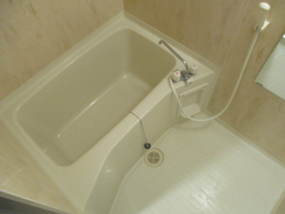 【浴室】 | ポートラセーヌ | きれいなお風呂です