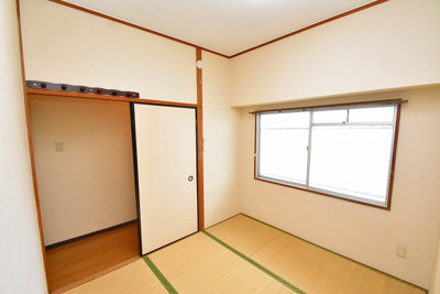 【寝室】 | ミドービル