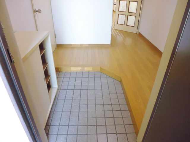 サンフローラ南別府の玄関