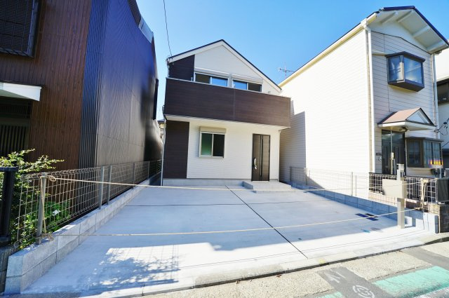 【横浜市中区簑沢77-6新築戸建て】★仲介手数料無料★（山元小学校・平楽中学校）の外観