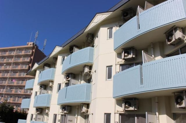 リバースコート木花台の外観