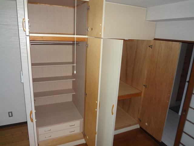 リバースコート木花台の収納