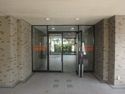 【エントランス】 | エスタ西宮 | 建物入り口