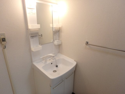 【洗面所】 | 加島第３マンション | 洗面所です