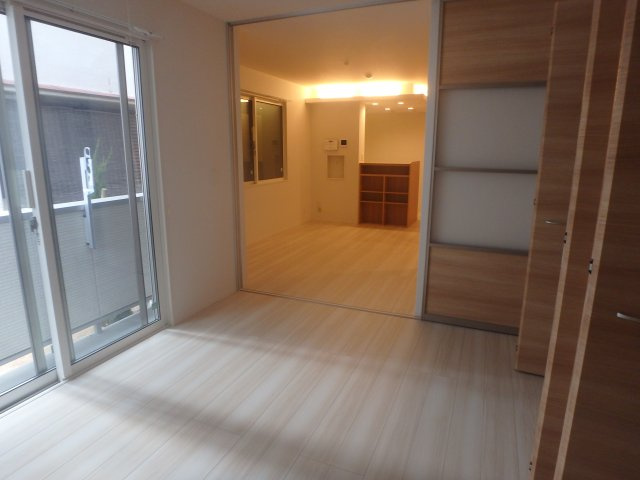 【洋室】 | ルミナーレ | 過ごしやすい室内です