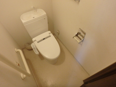 【トイレ】 | クリスタル | あると便利な温水洗浄便座