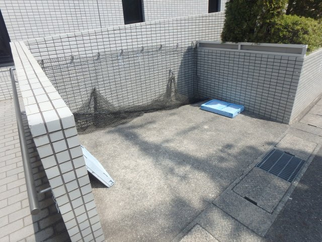 【その他共用部分】 | クリスタル | ゴミステーションです