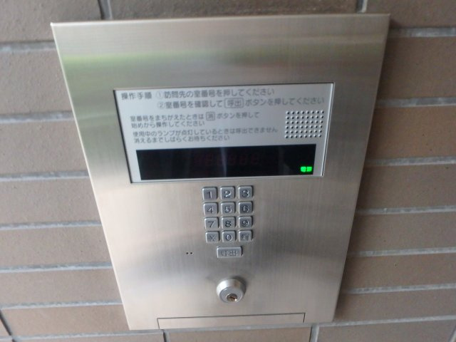 【セキュリティ】 | グレンツェント甲東園 | オートロックつきです