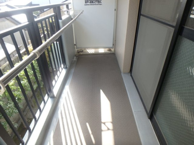 【バルコニー】 | サニーメゾン | バルコニー付きです