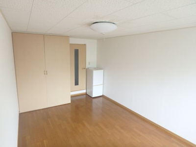 【寝室】 | サンハイツ甲陽園 | 使い勝手のいい寝室です