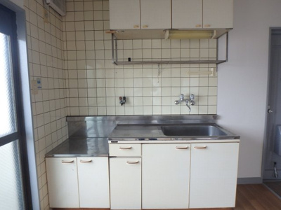 【キッチン】 | サンハイツ中西 | コンパクトなキッチンで掃除もラクラク