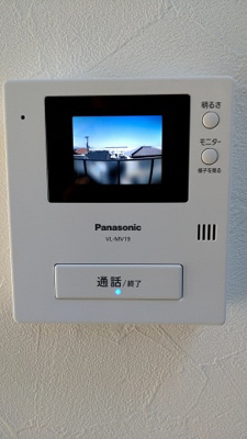 【セキュリティ】 | サンパレス２１瓦林光マンション | 来客者の確認できるＴＶモニターホン