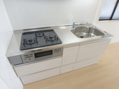 【キッチン】 | サンパレス２１夙川東 | 調理時間を短縮できる３口コンロ