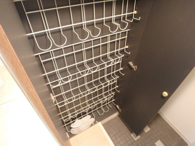 【玄関】 | サンパレス２１夙川東 | 玄関が片付く下駄箱付きです