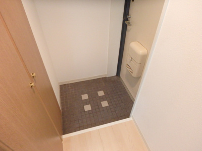 【玄関】 | サンパレス２１夙川東 | 下駄箱付きで玄関すっきり