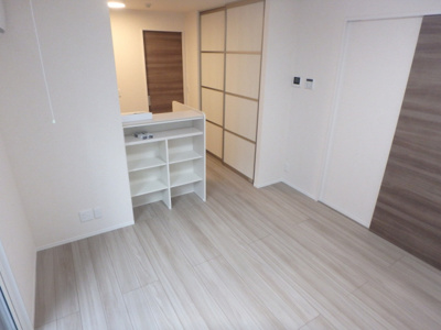 【居間・リビング】 | Ｄ‐ｒｏｏｍ　ＷＥＳＴ　ＰＡＲＫ　西宮北口