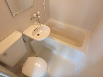 【浴室】 | シャトーヤタニ | お手入が簡単なユニットバス