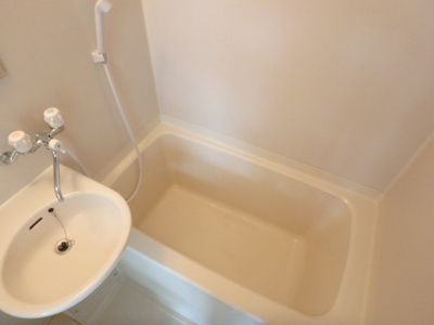 【浴室】 | シャトーヤタニ | １日の疲れを癒すバスルーム