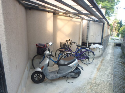 【その他共用部分】 | シャン・ラヴィーヌ | 駐輪スペースです