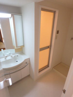 【洗面所】 | シロハイヌ門戸 | 脱衣所