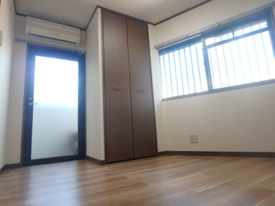 【居間・リビング】 | ステラハウス１５ | たっぷりの陽光に包まれる明るい住まい