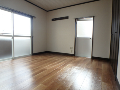 【内装】 | ステラハウスⅥ | 太陽の恵みを感じる温もりあふれる空間