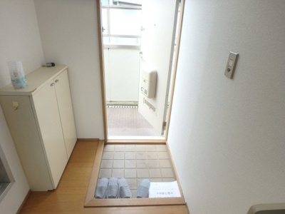 【玄関】 | トールウッドＣ | 下駄箱付きで玄関すっきり