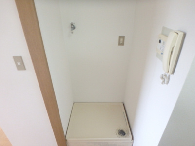 【その他】 | トールウッドＣ | 防水パン付き内洗濯置き場