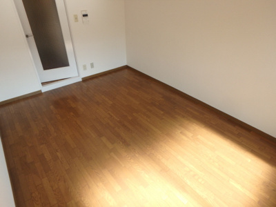 【洋室】 | 西北チェリーマンション | 陽射しが射し込むお部屋