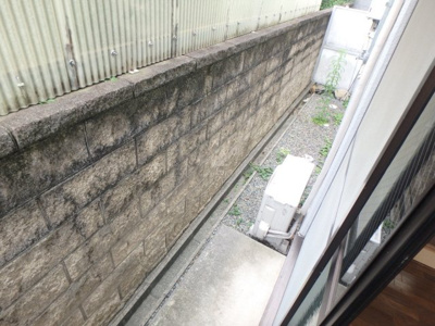 【バルコニー】 | ハイツヤマトⅡ | 外からの目が気にならないバルコニーで洗濯物が干せます