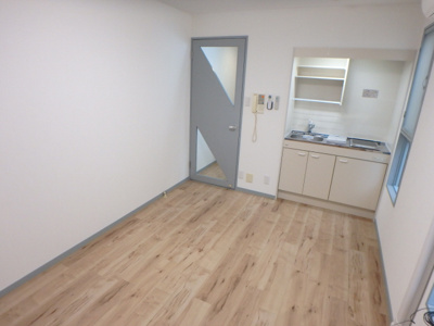 【居間・リビング】 | ピア門戸 | 内装