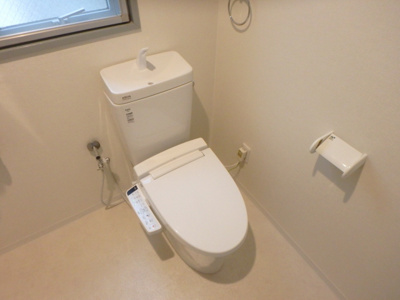 【トイレ】 | ピア門戸 | 温水洗浄便座付き