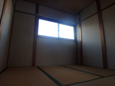 【寝室】 | 日野町テラスハウス | 爽やかな風と光が舞い込みます