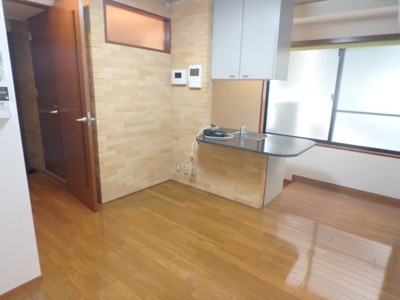 【居間・リビング】 | ＢＲＩＳＴＯＬ | 居間です