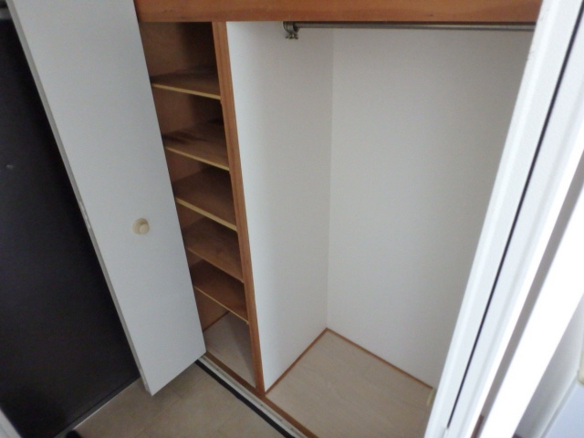 【収納】 | ブレシオンエスト | 住空間を広々使える収納スペース