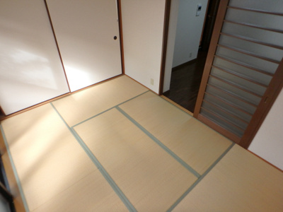 【内装】 | フローレンス西宮Ⅰ | バルコニーに面した和室